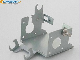 精密沖壓件廠，輥式?jīng)_床送料機-10萬㎡生產(chǎn)面積[誠瑞豐]