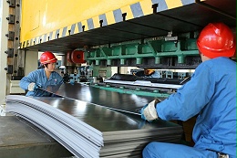 精密五金沖壓件外發(fā)加工，接單后的準(zhǔn)備工作