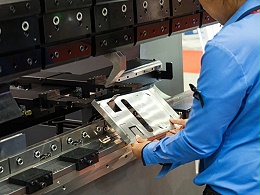 精密五金沖壓模具廠去哪里找好？-沖壓五金