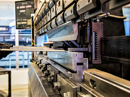 五金沖壓件加工廠，如何降低生產(chǎn)成本？