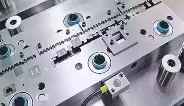 五金模具 五金模具